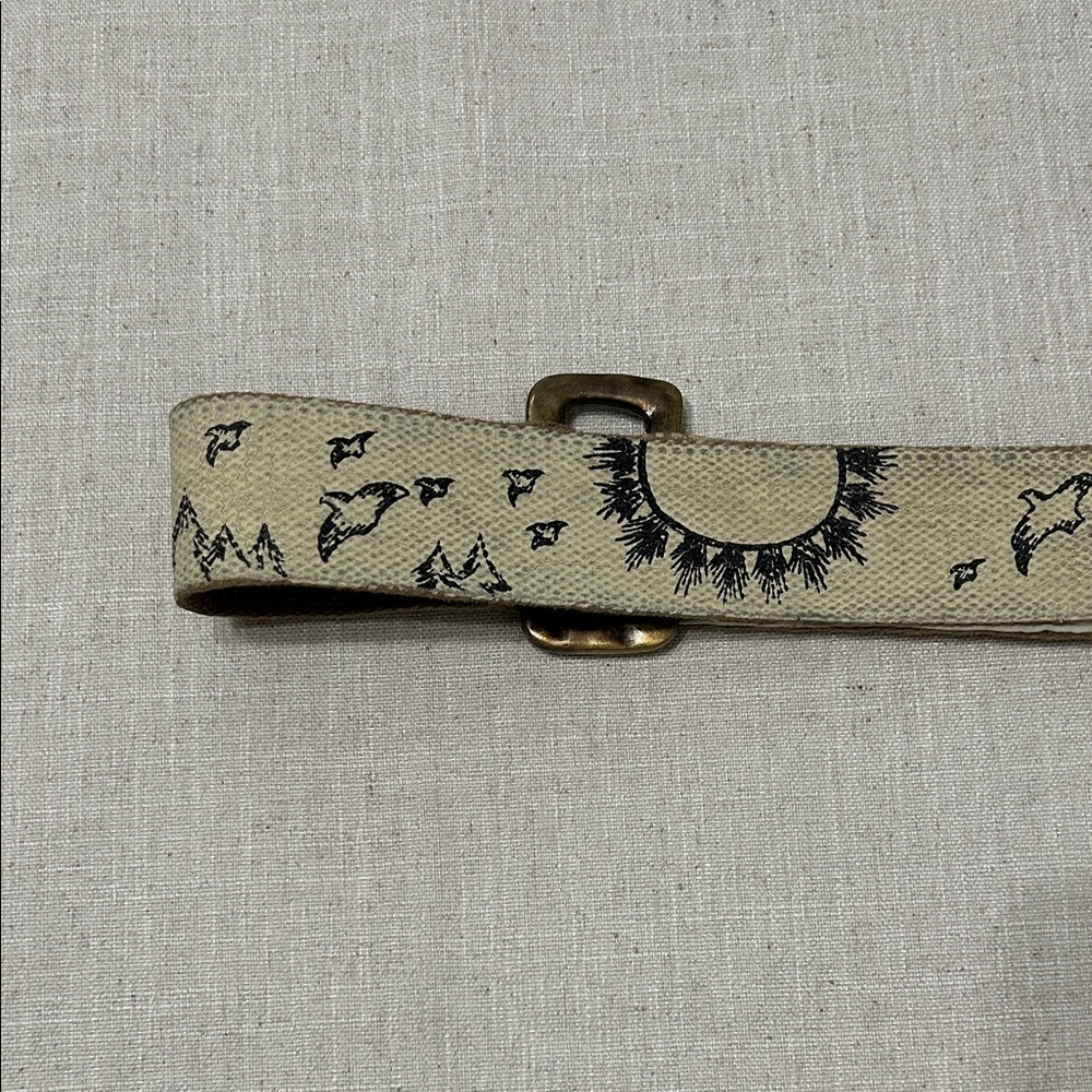 Free People We the Free Belt Studded Canvas Mountain Design and Large Buckle - Picture 5 of 13